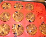 A picture of step 3 of Blueberry cup cake.