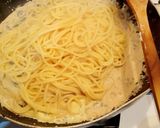 Foto del passaggio 6 della ricetta Spaghetti con Biete Spinaci Panna e Parmigiano