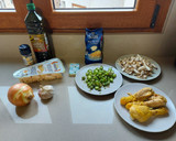 Foto del paso 1 de la receta: Risotto de pollo, espárragos y champiñones en MAMBO