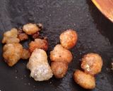 A picture of step 2 of Aryuvedic Mukhwas.
