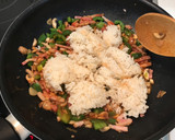 Foto del paso 2 de la receta: Arroz frito con salsa de tomate ketchup