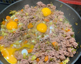 Foto del paso 5 de la receta: Carne picada mixta con verduras y huevos revueltos
