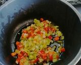 Foto del paso 3 de la receta: Heura con patatas y huevo poché