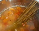 Foto del paso 3 de la receta: Porotos con rienda de fideos de espinacas *Scarleth