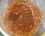 Foto langkah ke 4 dari resep 45 - Bolu Sarang Semut a.k.a Caramel Cake.