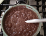 Foto del paso 3 de la receta: Huevos en salsa de frijol