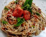 Foto del paso 2 de la receta: SPAGHETTI🍝Alle Erbette (Espaguettis a las hierbas aromáticas).!
