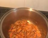 Foto del paso 3 de la receta: Garbanzos con langostinos