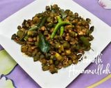 A picture of step 2 of Hyderabadi Style Bhindi Fry.