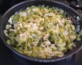 Foto del paso 2 de la receta: Tartaleta de ajo porro (puerro)