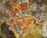 Foto langkah ke 3 dari resep Tongseng Ayam Kampung Tanpa Santan.