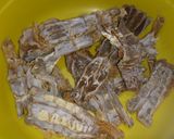 Hình bước làm 1 của món Măng khô xào chay