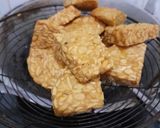 Foto langkah ke 1 dari resep Tempe Penyet Sambal Kencur.