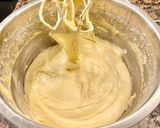 Foto del paso 5 de la receta: Pastel salado con queso y aceitunas