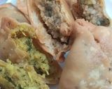 A picture of step 22 of Aloo Samosa.