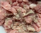 รูปขั้นตอนการทำที่ 1 ของ หมูก้อนทอด สูตรคุณแม่