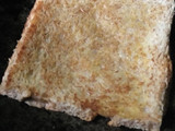 Floss roll sandwich / roti abon