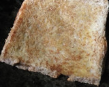 Foto langkah ke 1 dari resep Floss roll sandwich / roti abon.