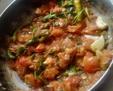 A picture of step 4 of Tomato and onion chutney.