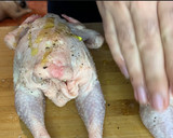 Foto del paso 3 de la receta: Picantones asados en salsa