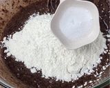 Foto langkah ke 2 dari resep Bolu Pisang Coklat Tanpa Mikser | Banana Chocolate Without Mixer.