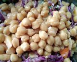 Foto langkah ke 3 dari resep Salad sayur saus chickpea.