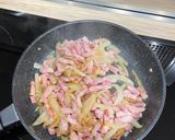 Une image de l'étape 5 de Tartelettes feuilletées au Roblechon ou Maroilles ou Camembert...