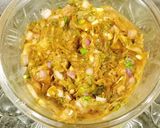 A picture of step 1 of Healthy Chicken Flower Dumpling.