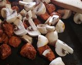 A picture of step 2 of Spicy Chicken And Mushroom Pasta in Creamy sauce.