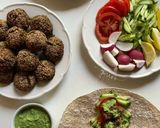 A picture of step 6 of Ovenbaked Broccoli falafels.