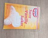 A picture of step 11 of Peach and Mascarpone Soft Cake.
