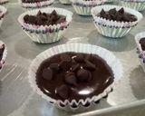 Foto langkah ke 6 dari resep 86. Brownies Cup Panggang.