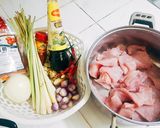 Hình bước làm 1 của món Khô heo cháy tỏi