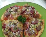 Foto langkah ke 5 dari resep Pizza Sosis Mini.