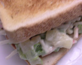 Foto del paso 5 de la receta: Sandwiche de surimi y piña con lechuga