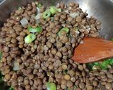 Foto del paso 3 de la receta: Niños envueltos veganos de repollo y lentejas