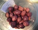 Une image de l'étape 14 de Poulet aux olives violettes, sauce crème au citron confit et coriandre.