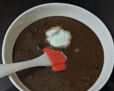 A picture of step 2 of Oreo Cake with Ganache.