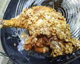 के एफ सी स्टाईल फ्राईड चिकन (KFC style fried chiken recipe in marathi) रेसिपी स्टेप 5 फोटो 