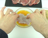 Foto del paso 2 de la receta: Lomo de cerdo rebozado al horno
