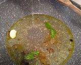 Foto del passaggio 4 della ricetta Tagliolini al crudo di scampi e tartufo nero