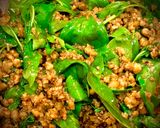 Hình bước làm 5 của món Thịt Heo Xào Húng Quế