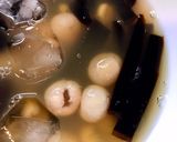Hình bước làm 3 của món Chè sen long nhãn táo đỏ