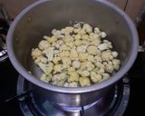 Foto langkah ke 2 dari resep Tumis Kentang Pedas.