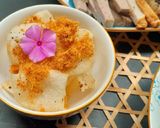 Hình bước làm 2 của món Mì lá tươi chiên giòn lắc chà bông