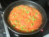 Huevos con tomate