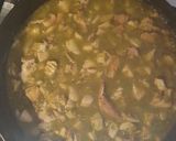 Foto del paso 7 de la receta: Pollo rostizado en salsa de tomates verdes y jalapeños