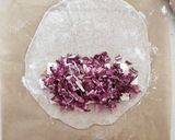 Foto del passaggio 5 della ricetta Calzone con stracchino, prosciutto cotto e radicchio