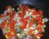 A picture of step 2 of Fried Egg in homemade tomato sauce.