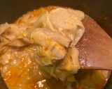 รูปขั้นตอนการทำที่ 6 ของ แกงเผ็ดหน่อไม้ดองเปรี้ยวกับไก่